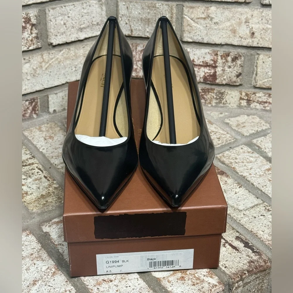 Coach Black Patent Leather Kitten Heels Pointed Toe Size 8.5 Brand New in Box - Picture 1 of 8